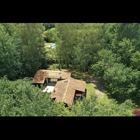 Holiday home Les Grands Bois Et *