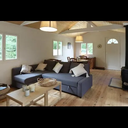 Holiday home Les Grands Bois Et *